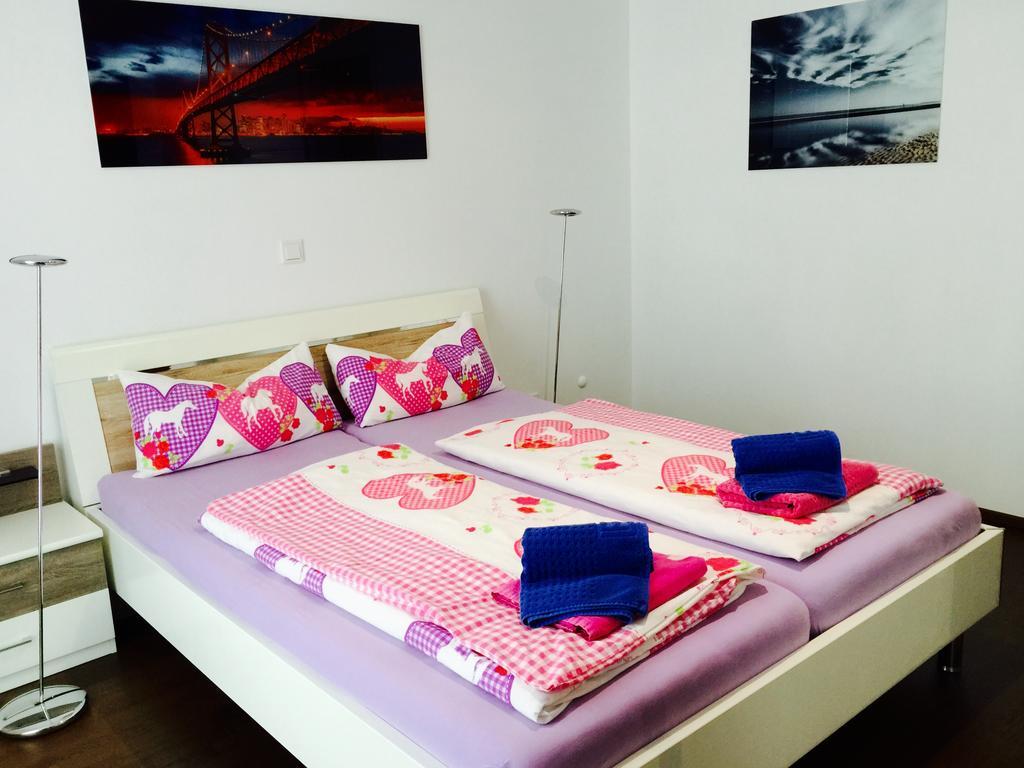 Rhein Melodie Riverview Luxury คอนสตานซ์ ห้อง รูปภาพ
